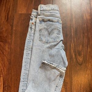 Levi’s Wedgie Straight Jeans